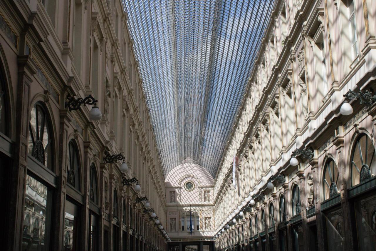Aris Grand Place Hotel Brussel Bagian luar foto