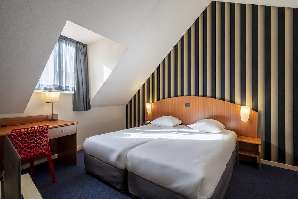 Aris Grand Place Hotel Brussel Bagian luar foto