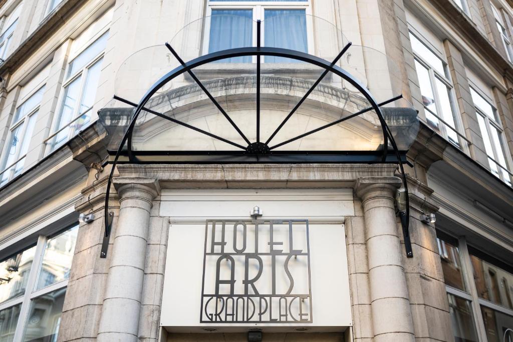Aris Grand Place Hotel Brussel Bagian luar foto