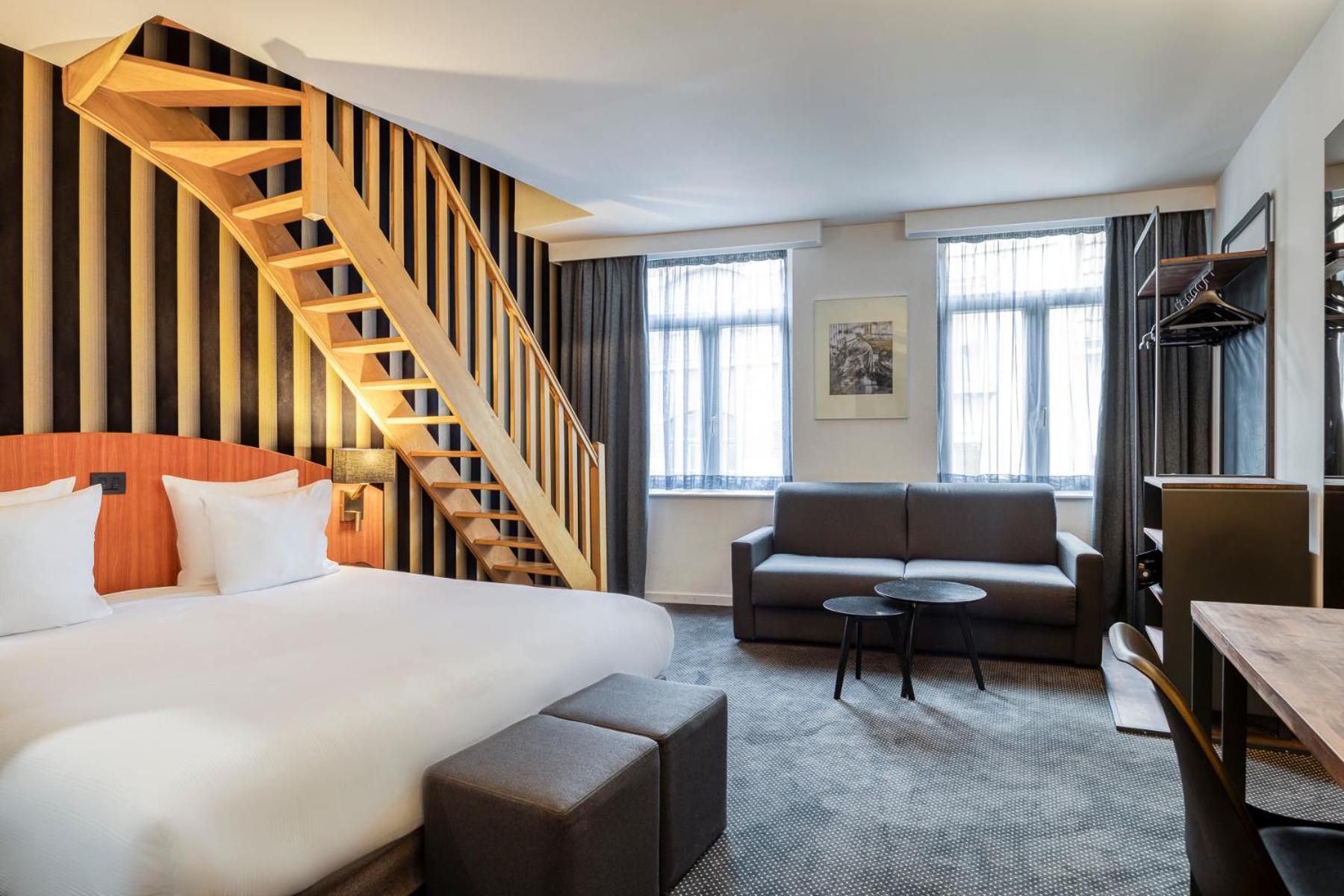 Aris Grand Place Hotel Brussel Bagian luar foto